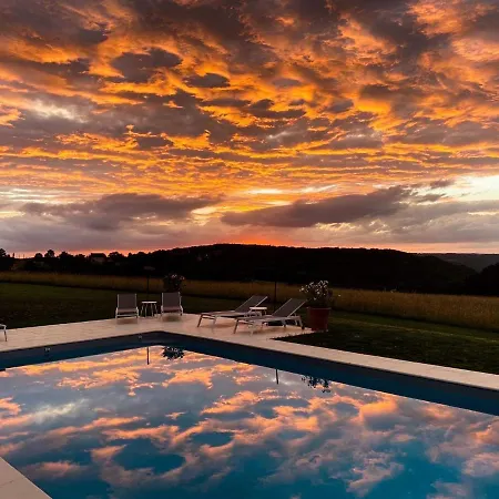 Дом отдыха Domaine De Cazal - Gite 2 Pers En Domaine Prive Avec Piscine, Nature & Calme Pres De Sarlat *